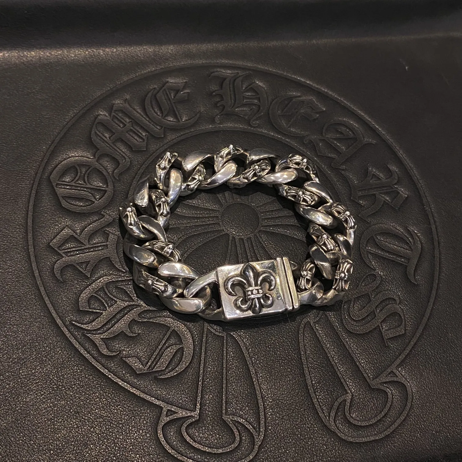 Chrome Hearts シルバー 童軍花半花チェーンブレスレット - 画像 (9)