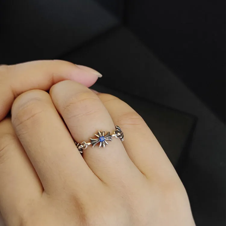 Chrome Heartsクロムハーツ十字花多節リングブルー/ピンク/クリア - 画像 (3)