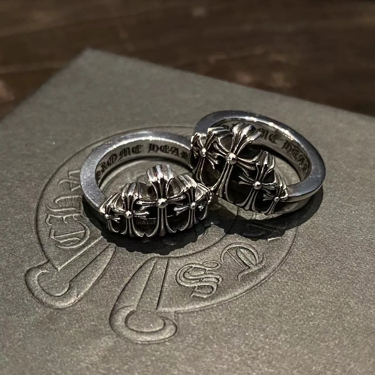 Chrome Hearts シルバー クロスクラウンリング - 画像 (6)