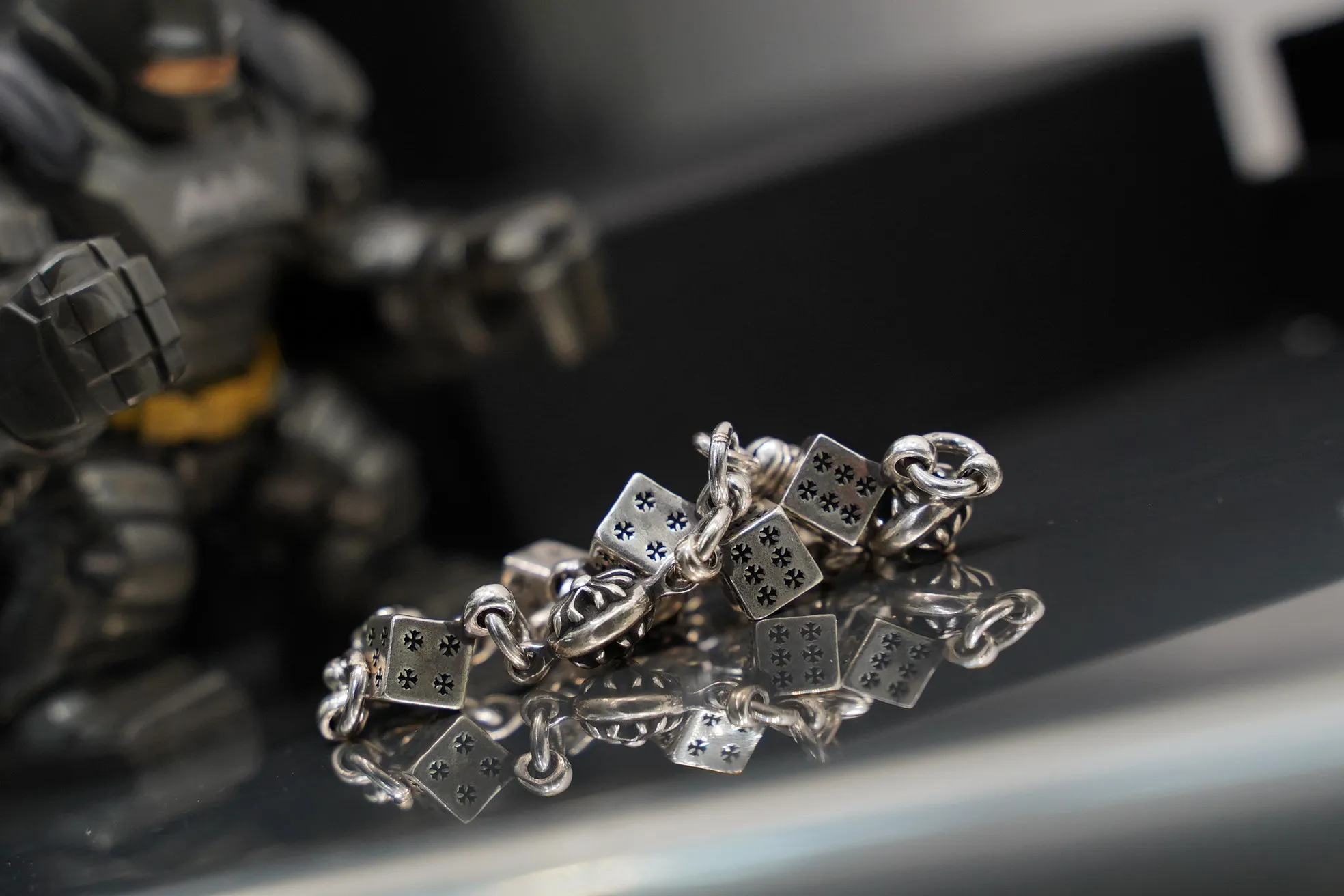 クロムハーツ シルバー ダイスクロスブレスレット - 画像 (4)