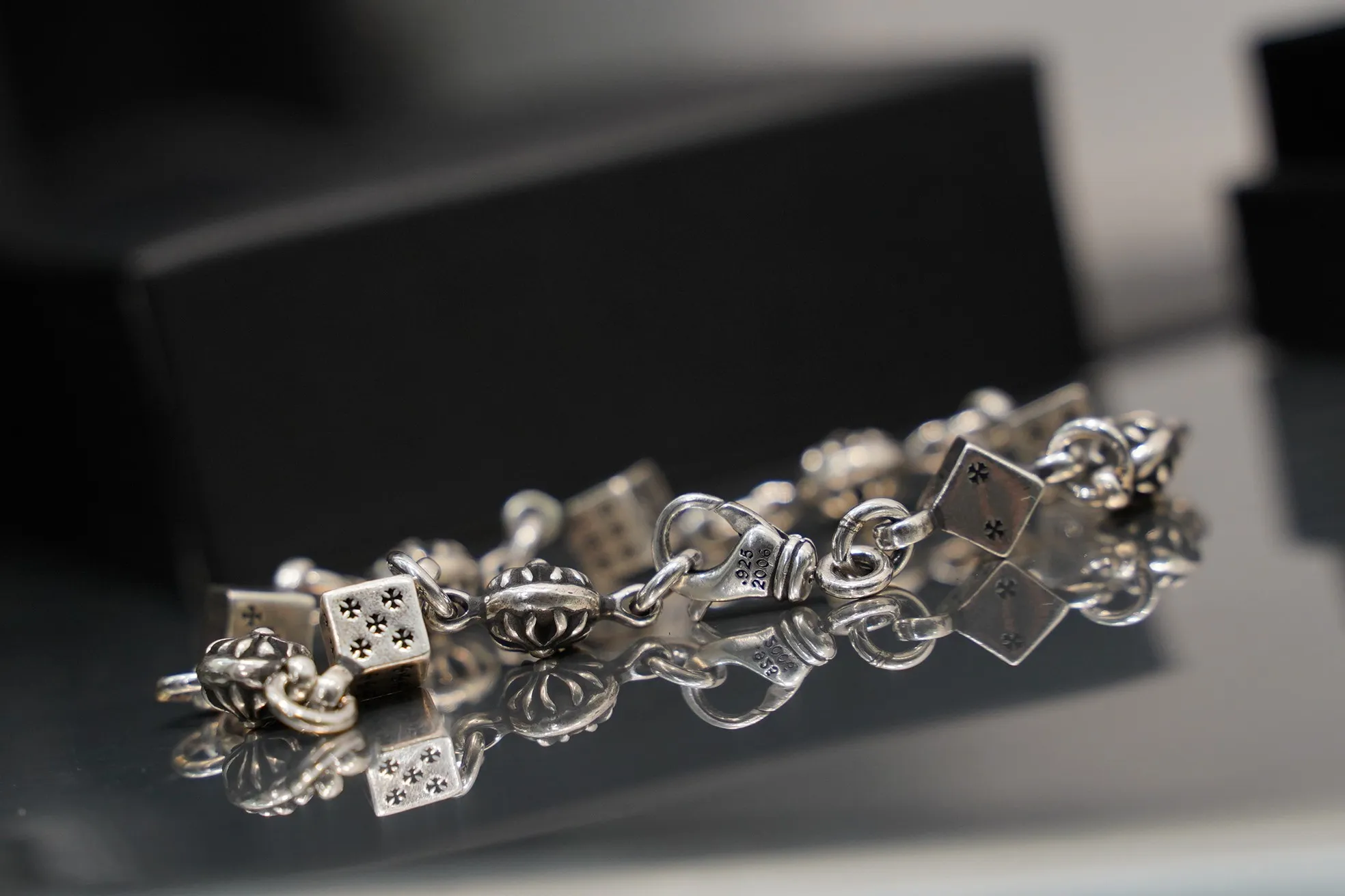 クロムハーツ シルバー ダイスクロスブレスレット - 画像 (6)
