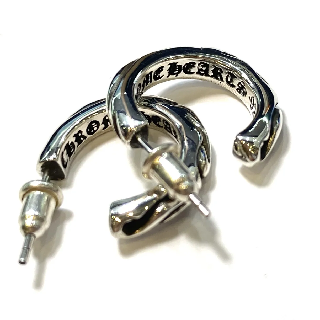 Chrome Hearts シルバーヴァインハーフリングイヤリング - 画像 (5)