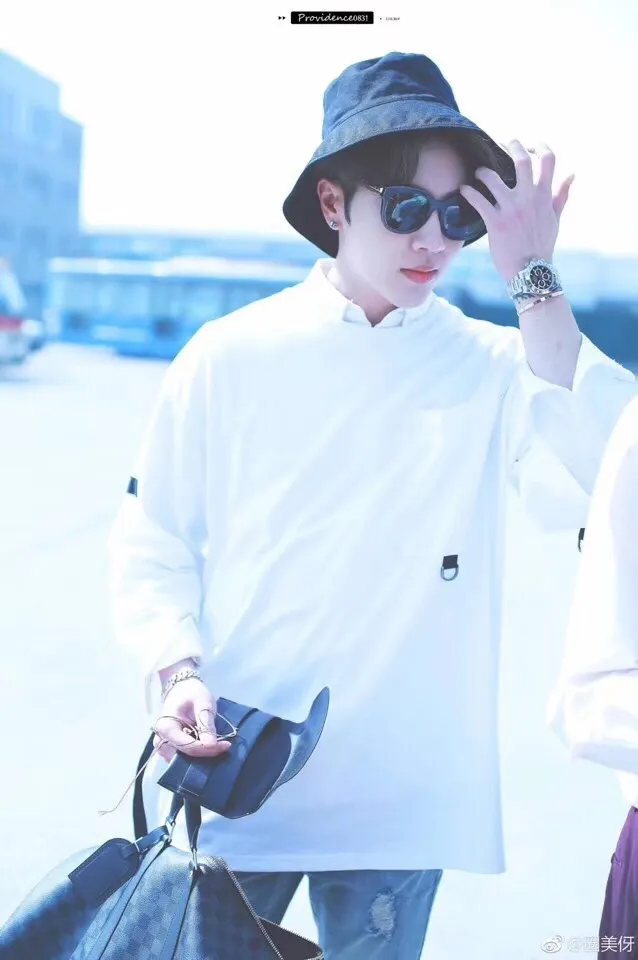 Chrome Hearts シルバー ハートイヤリング - 画像 (8)