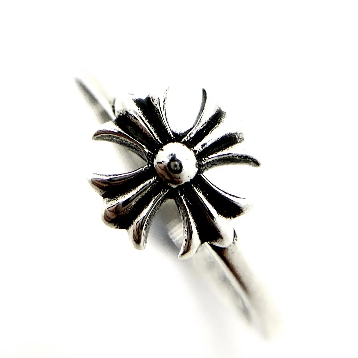 Chrome Hearts シルバー十字小条リング シルバー - 画像 (3)