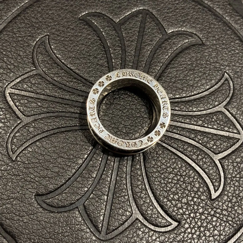 Chrome Hearts ブラックミリタリーフラワーミニプラスリング - 画像 (8)