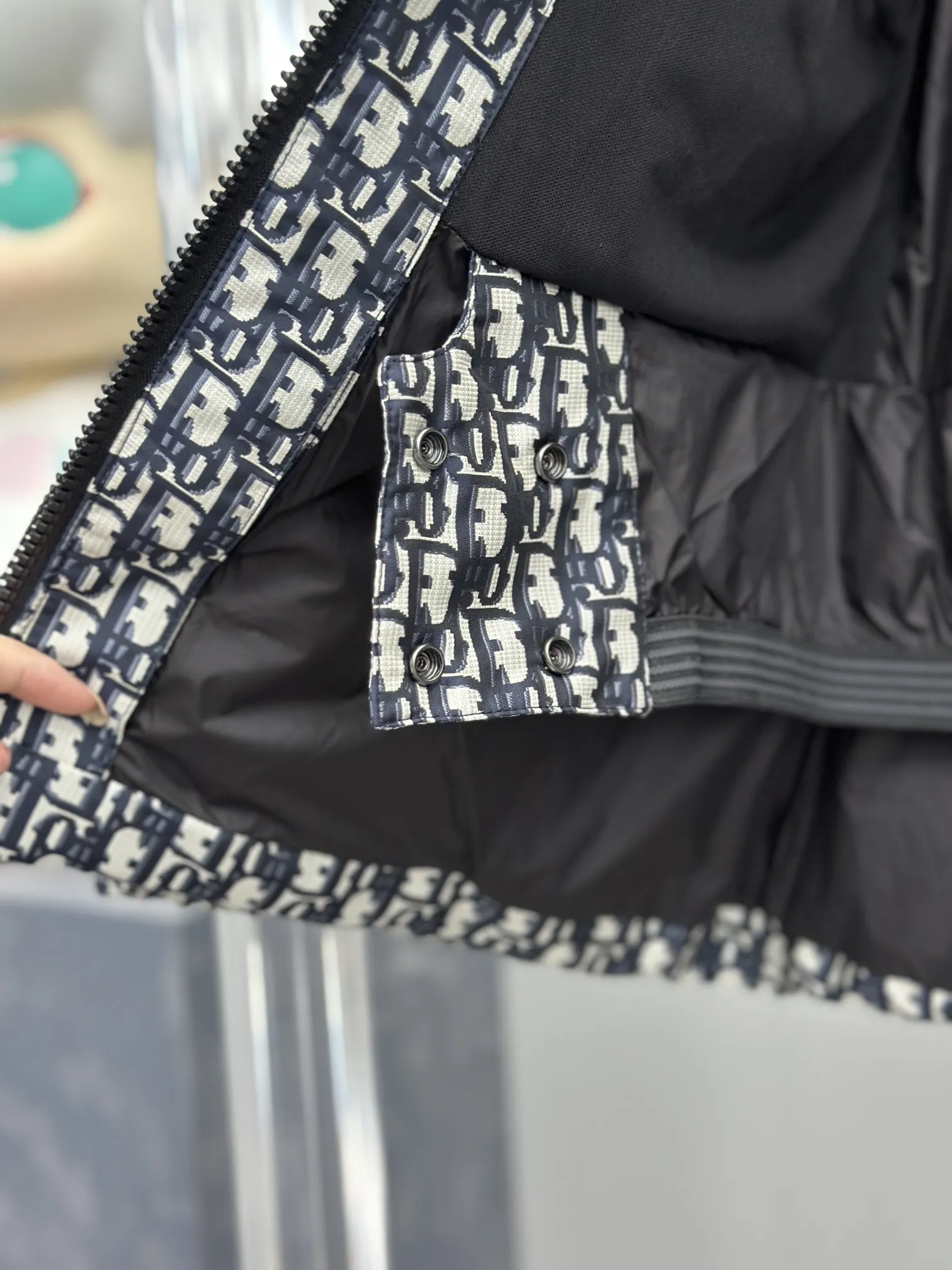 Christian Dior 限定アルプススキーシリーズ花柄ダウンジャケットシリーズ - 画像 (6)