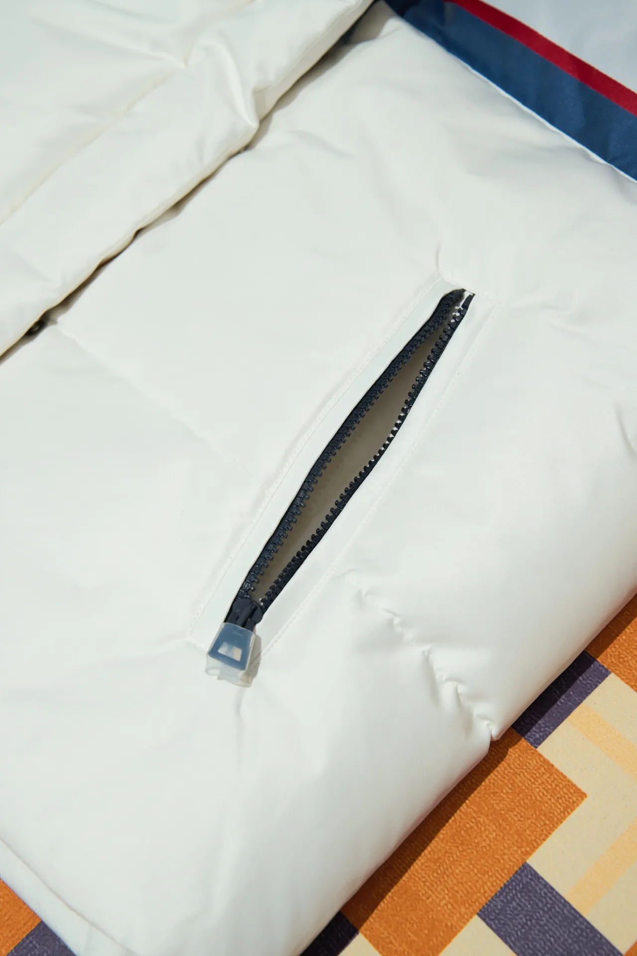 Dior ホワイト 連帽付きダウンジャケット - 画像 (7)