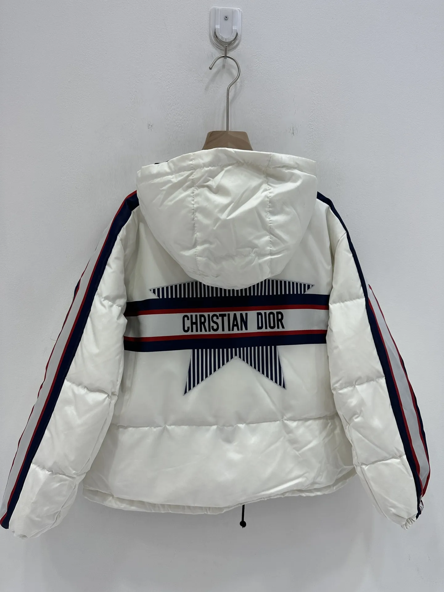 Christian Dior ホワイト ダウンジャケット - 画像 (3)
