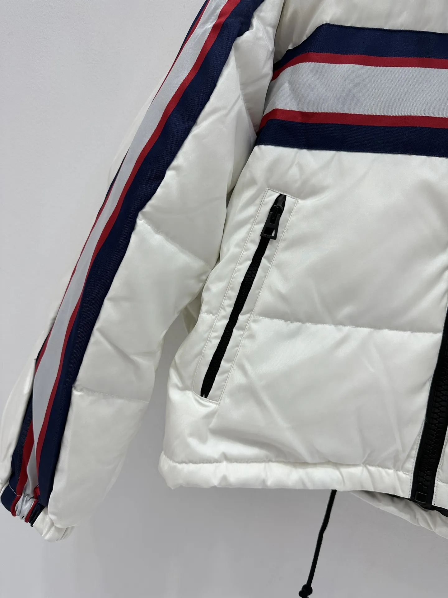 Christian Dior ホワイト ダウンジャケット - 画像 (5)