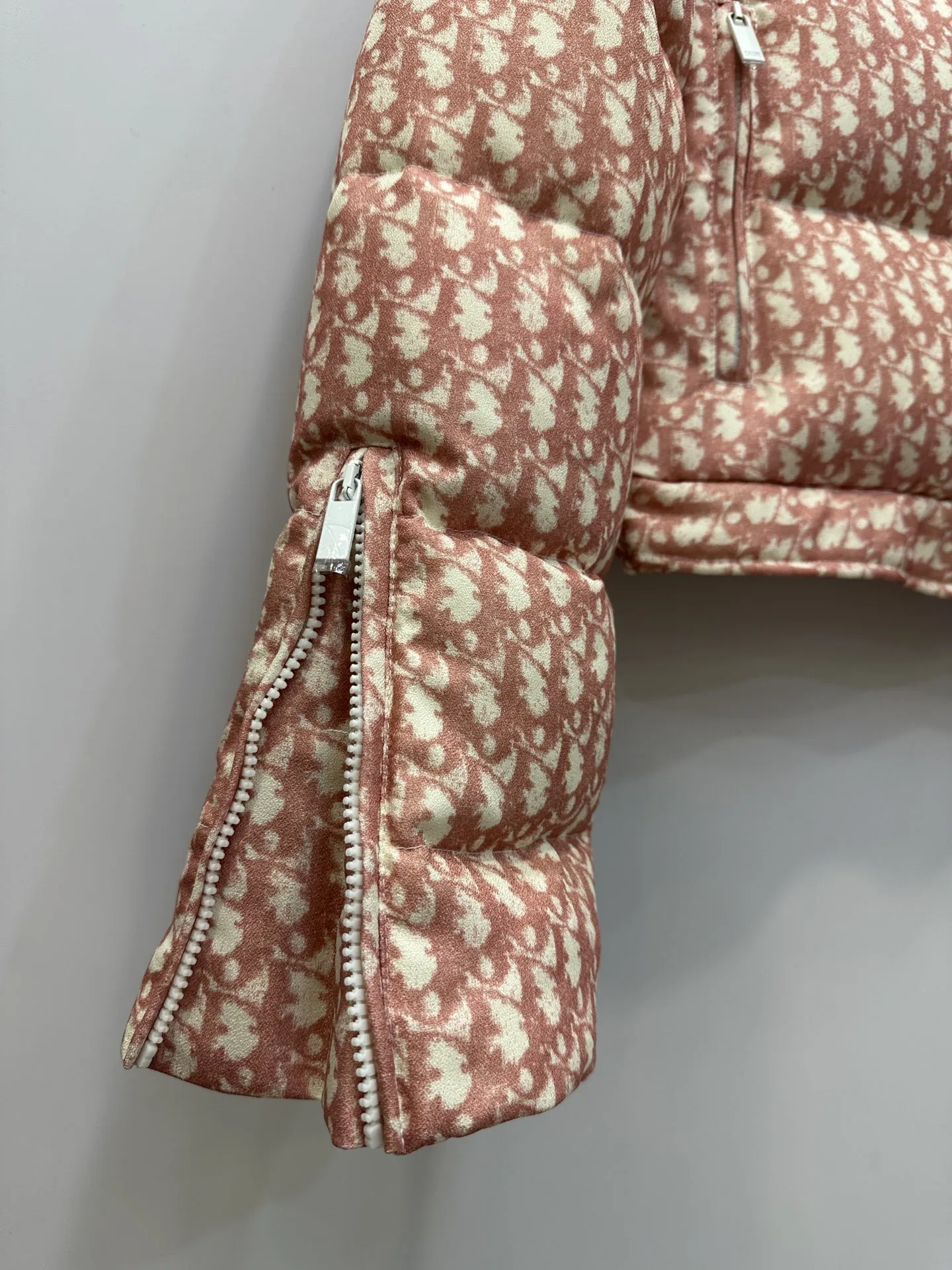 Christian Dior ピンク ダウンジャケット S-M-L - 画像 (6)