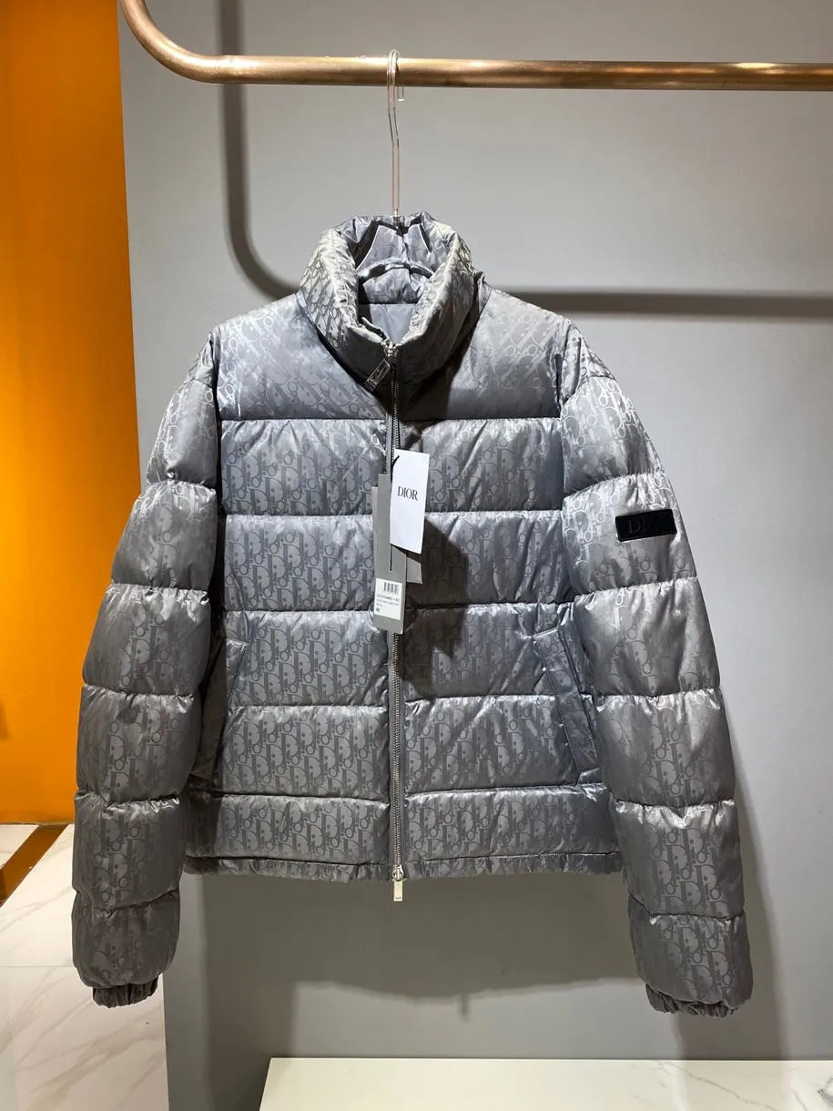 Dior グレーダウンジャケット ロゴプリント - 画像 (3)