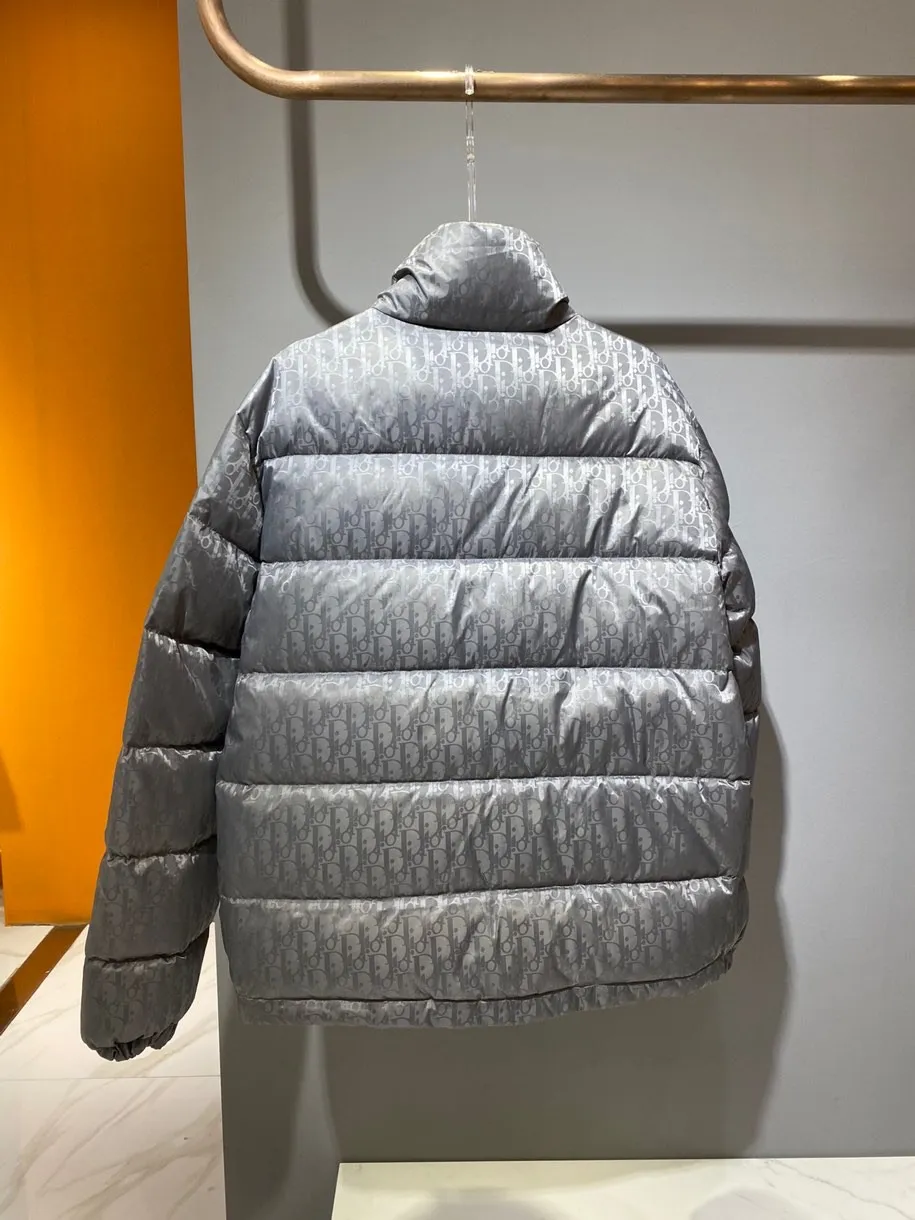 Dior グレーダウンジャケット ロゴプリント - 画像 (7)