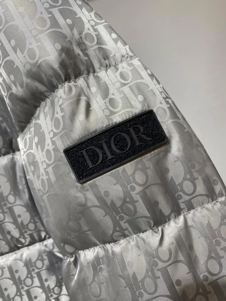 Dior グレーダウンジャケット ロゴプリント - 画像 (8)