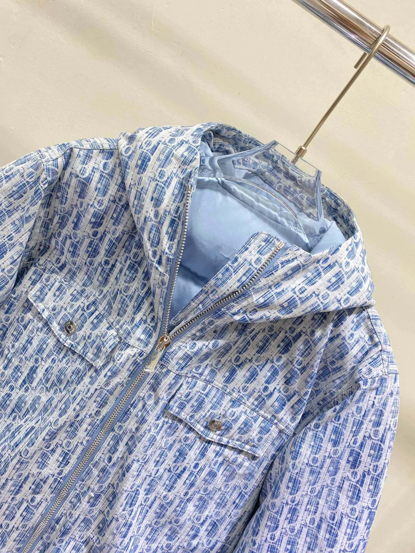 Christian Dior ブルー フーディーダウンジャケット - 画像 (5)