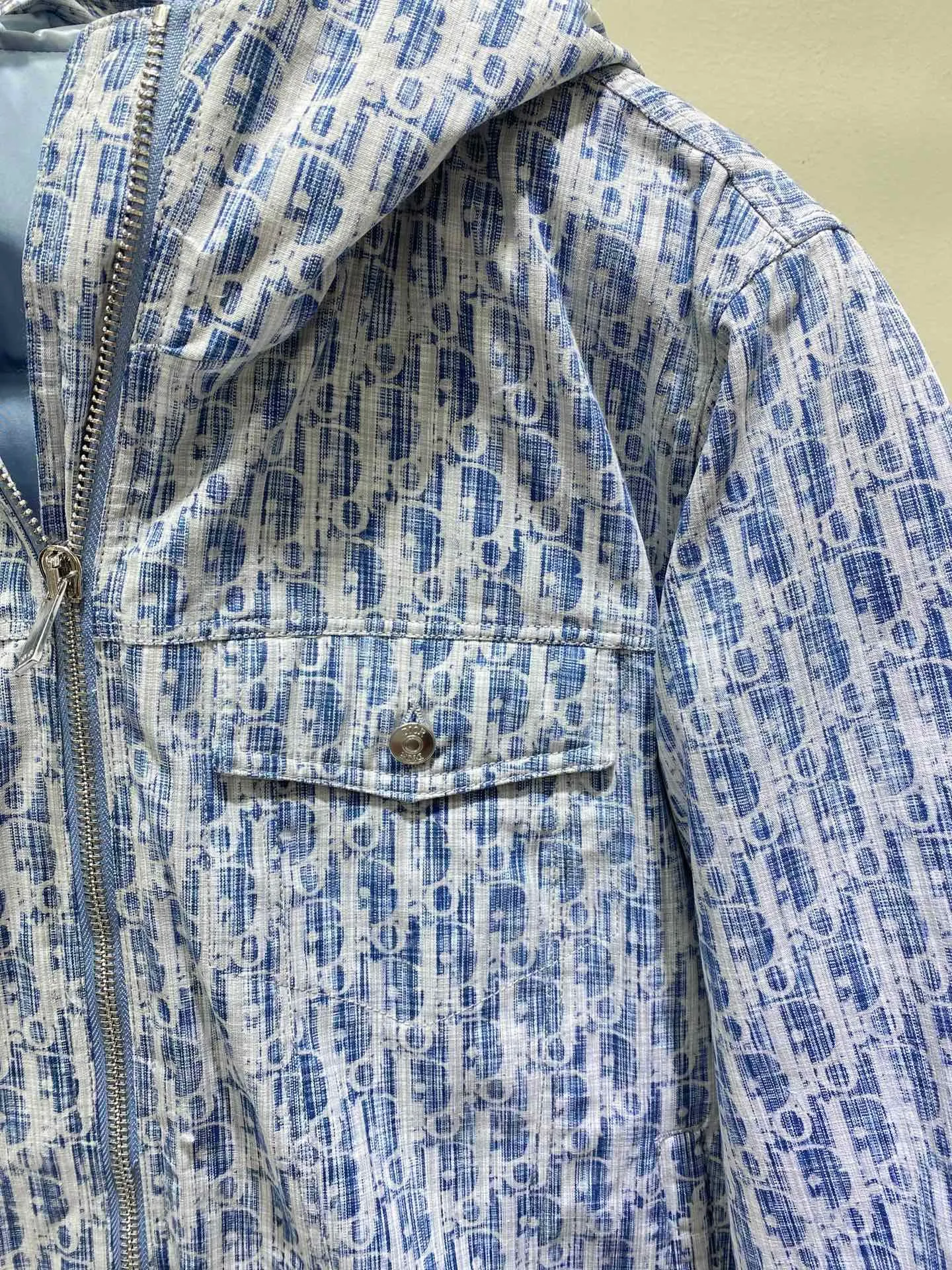 Christian Dior ブルー フーディーダウンジャケット - 画像 (6)