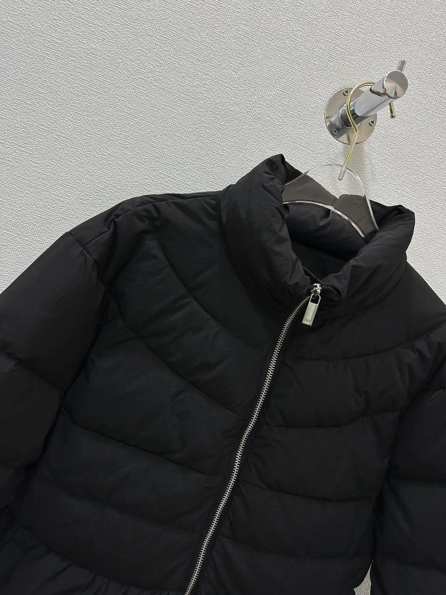 Christian Dior 黒 ウエストシェイプ ダウンジャケット - 画像 (8)