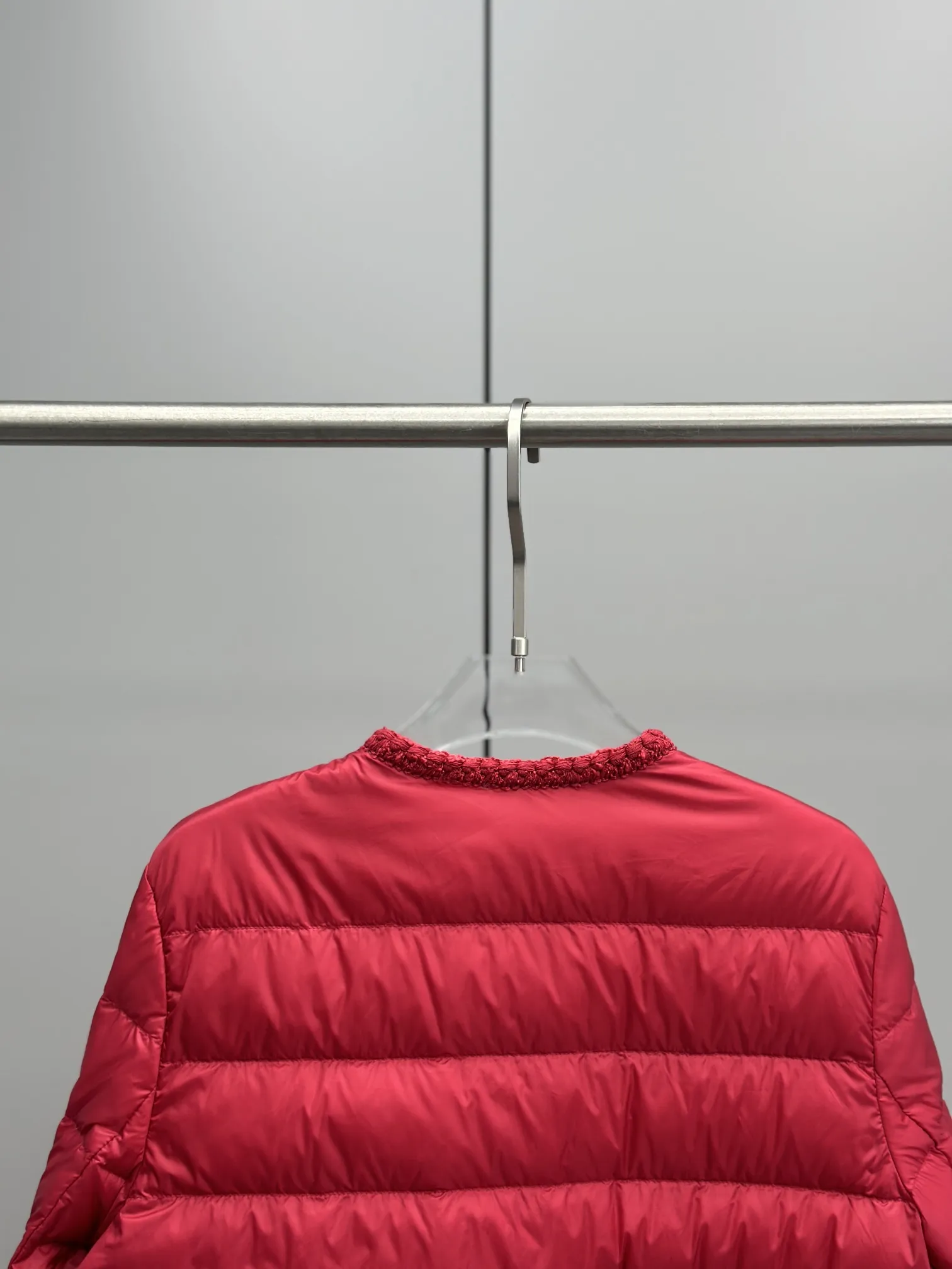 Moncler ARISTEO レディースダウンジャケット 赤 - 画像 (9)