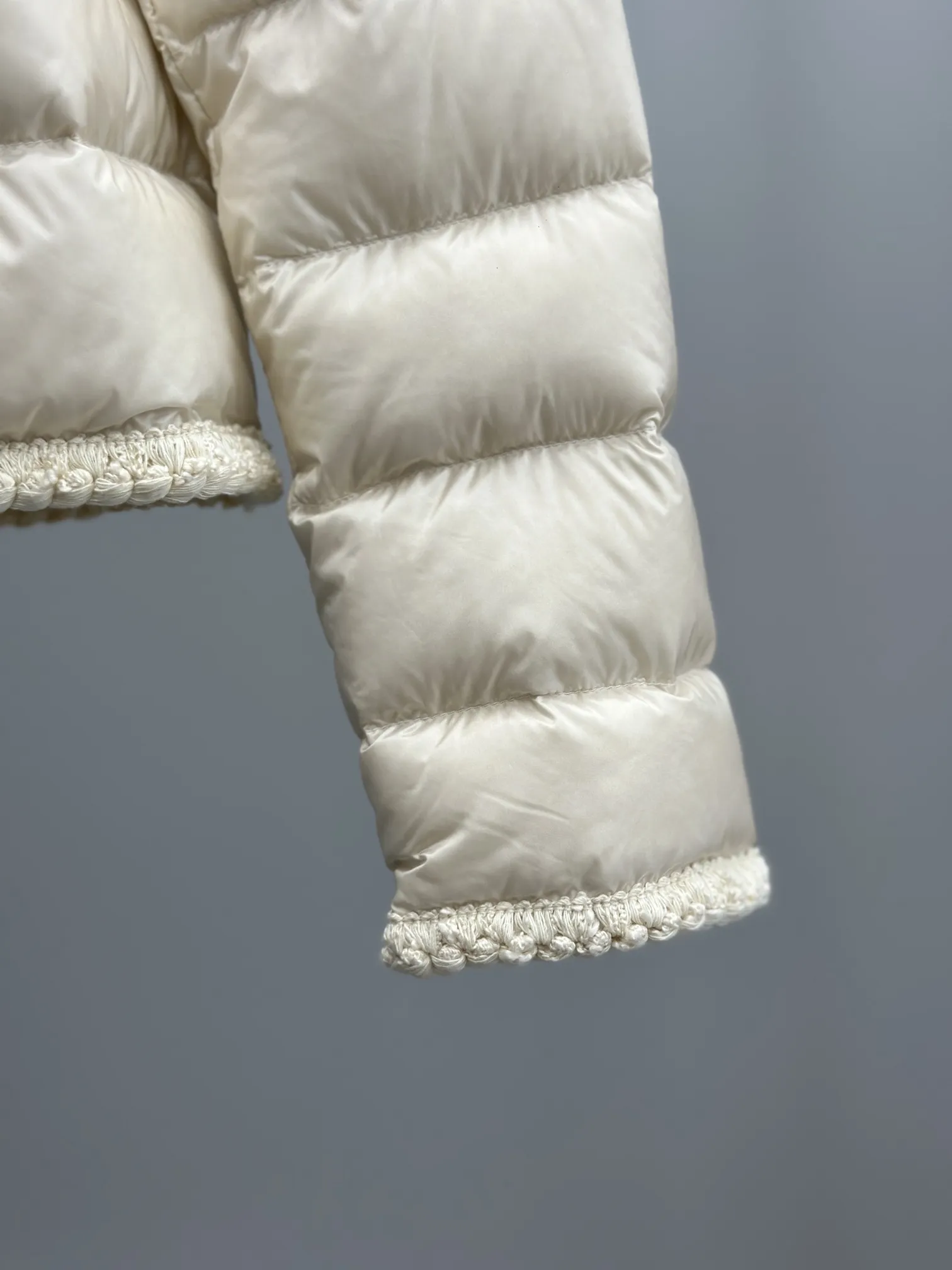 Moncler ARISTEO 女性軽量ダウンジャケット クリーム色 - 画像 (7)