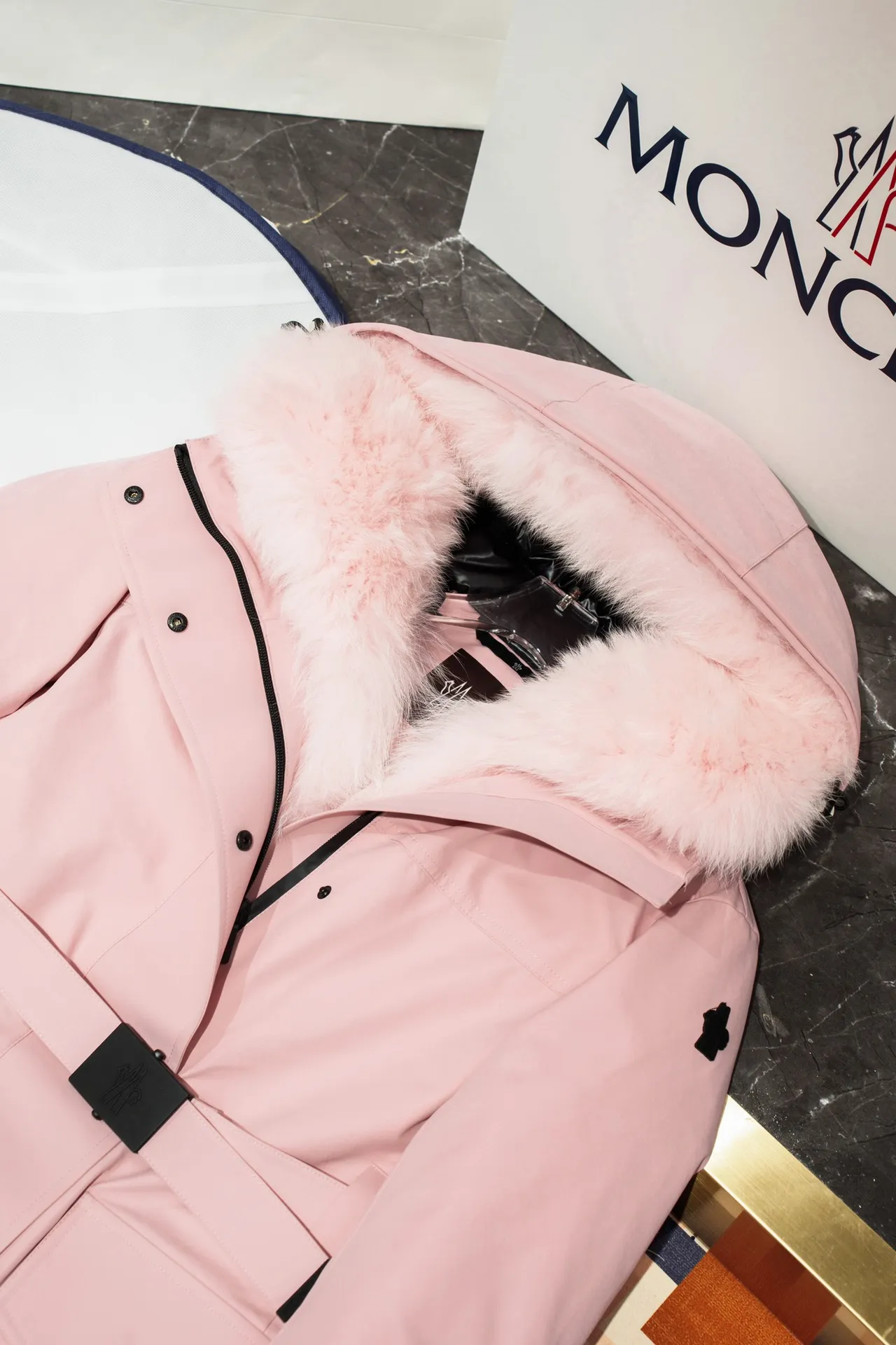 Moncler ピンク狐の毛糸ダウン重工業スキーウェア - 画像 (6)