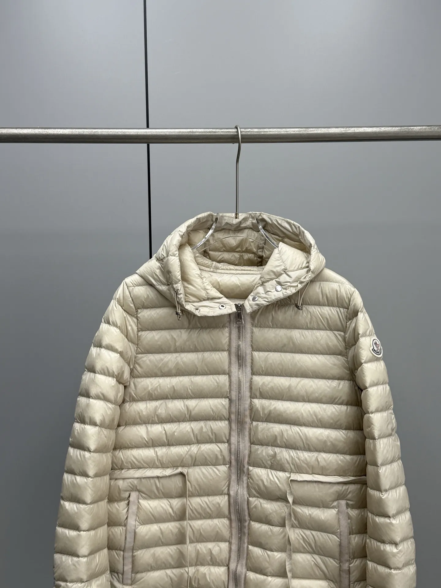Moncler Raie 女性軽量ダウンジャケット 黒/ベージュ/グレー/ネイビー - 画像 (3)