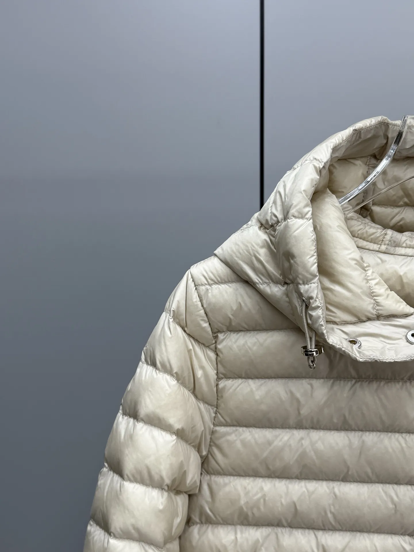 Moncler Raie 女性軽量ダウンジャケット 黒/ベージュ/グレー/ネイビー - 画像 (5)