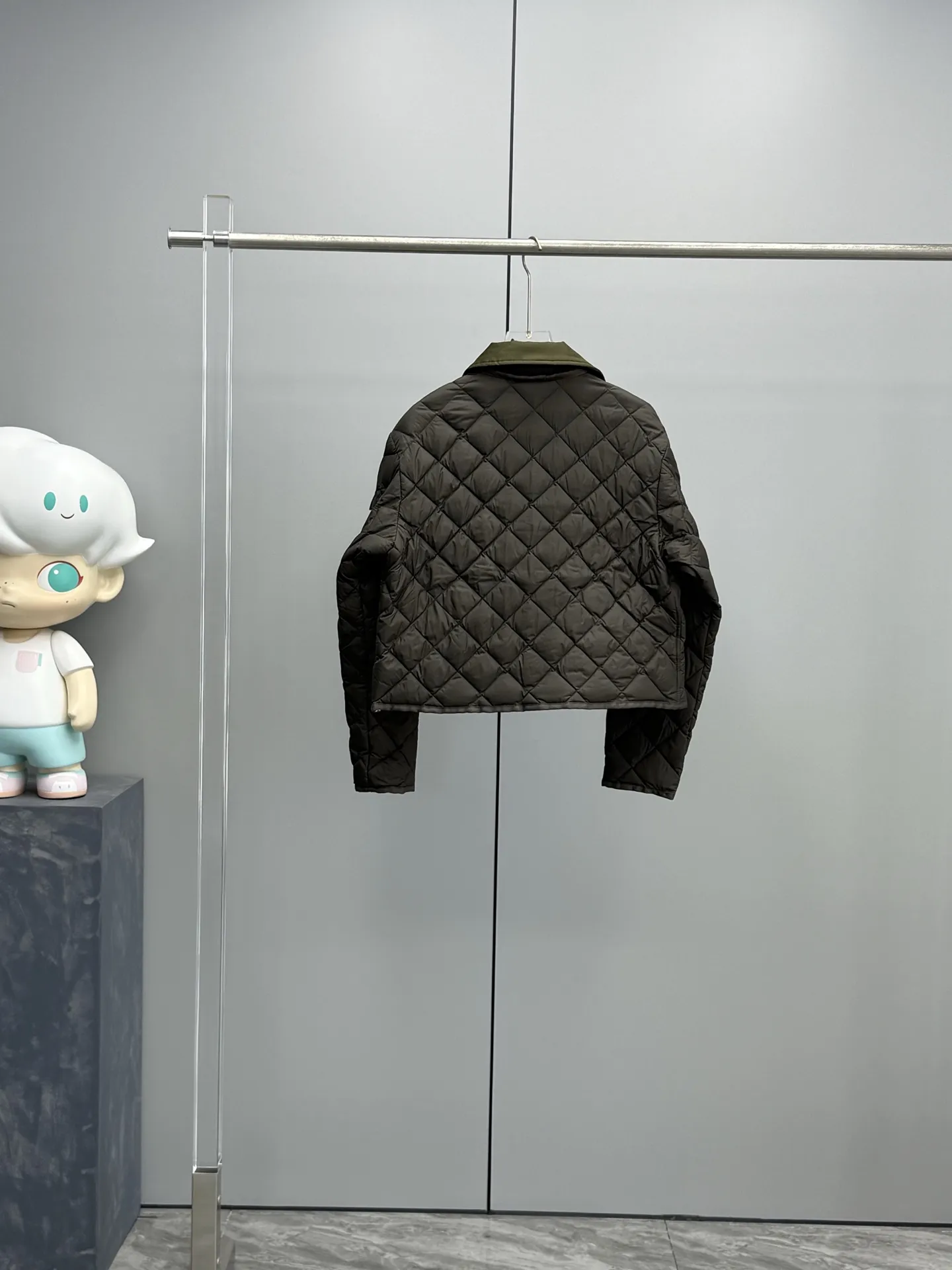 Moncler ダウンジャケット 黒 シャツスタイル - 画像 (10)