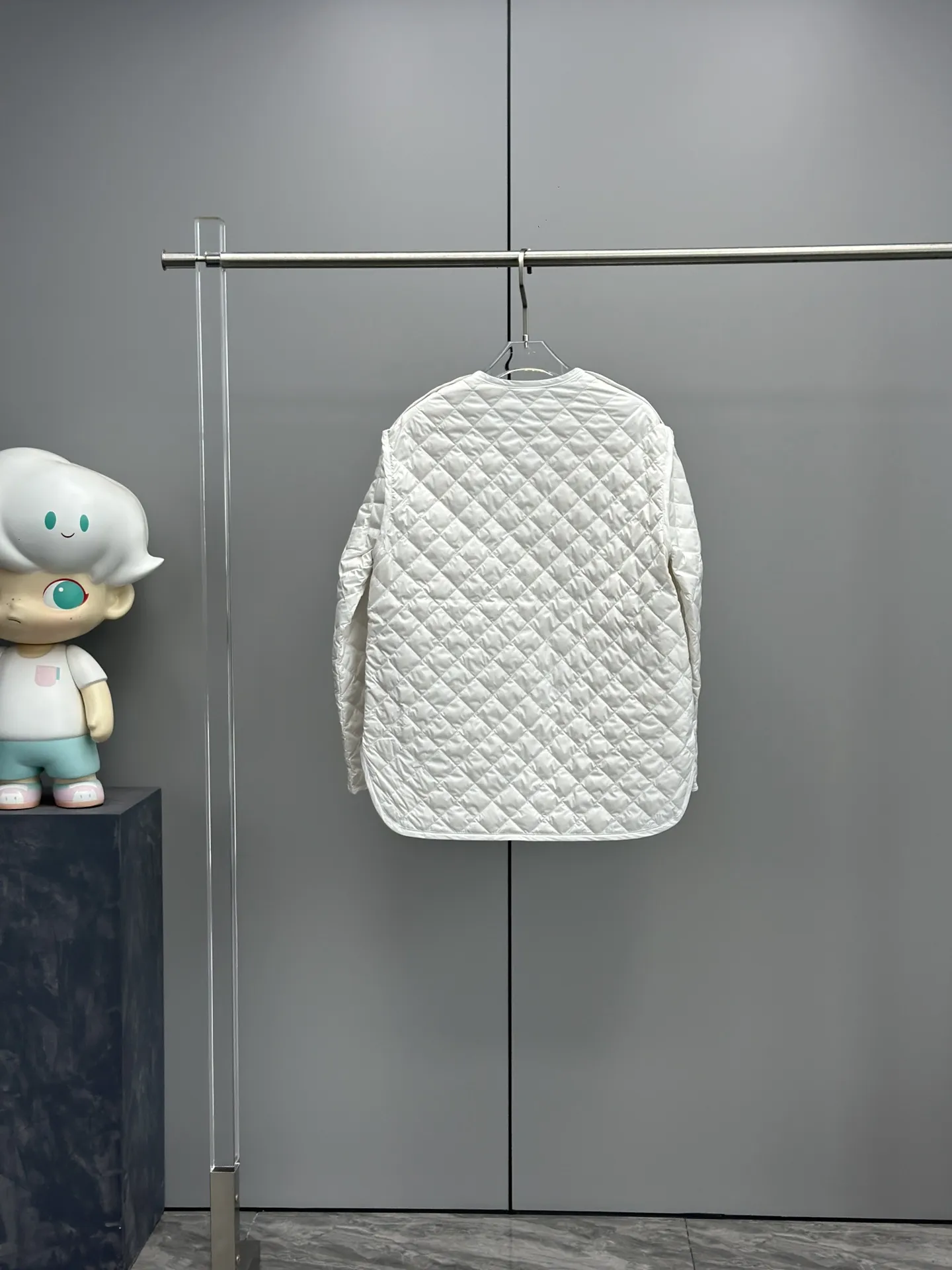 Moncler 白色レディース用ダウンジャケット - 画像 (10)