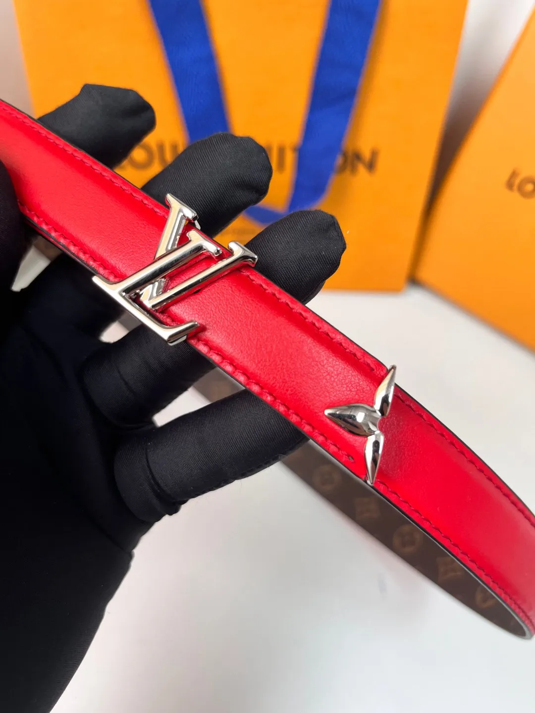 Louis Vuitton レッドベルト キャンバス&レザー - 画像 (3)