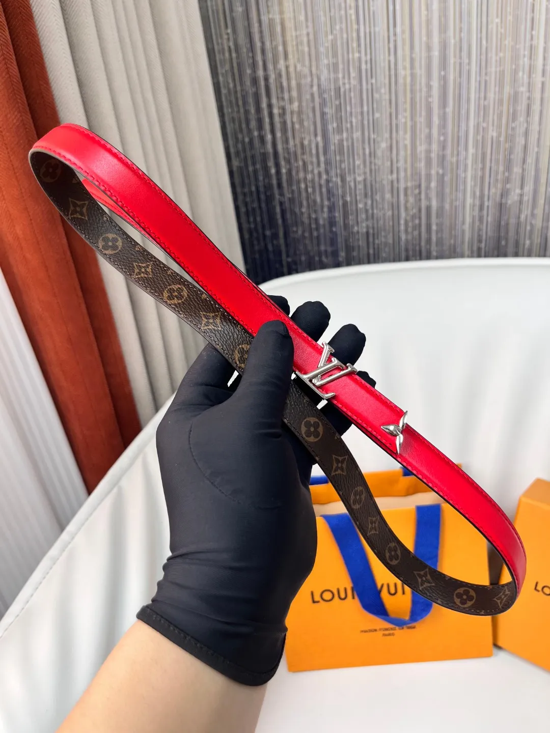 Louis Vuitton レッドベルト キャンバス&レザー - 画像 (4)