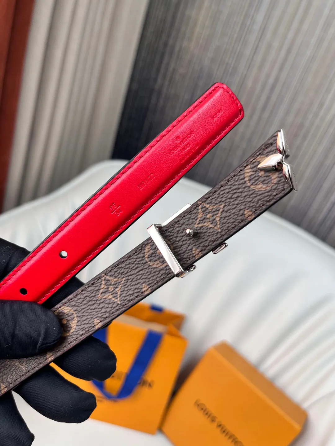 Louis Vuitton レッドベルト キャンバス&レザー - 画像 (6)