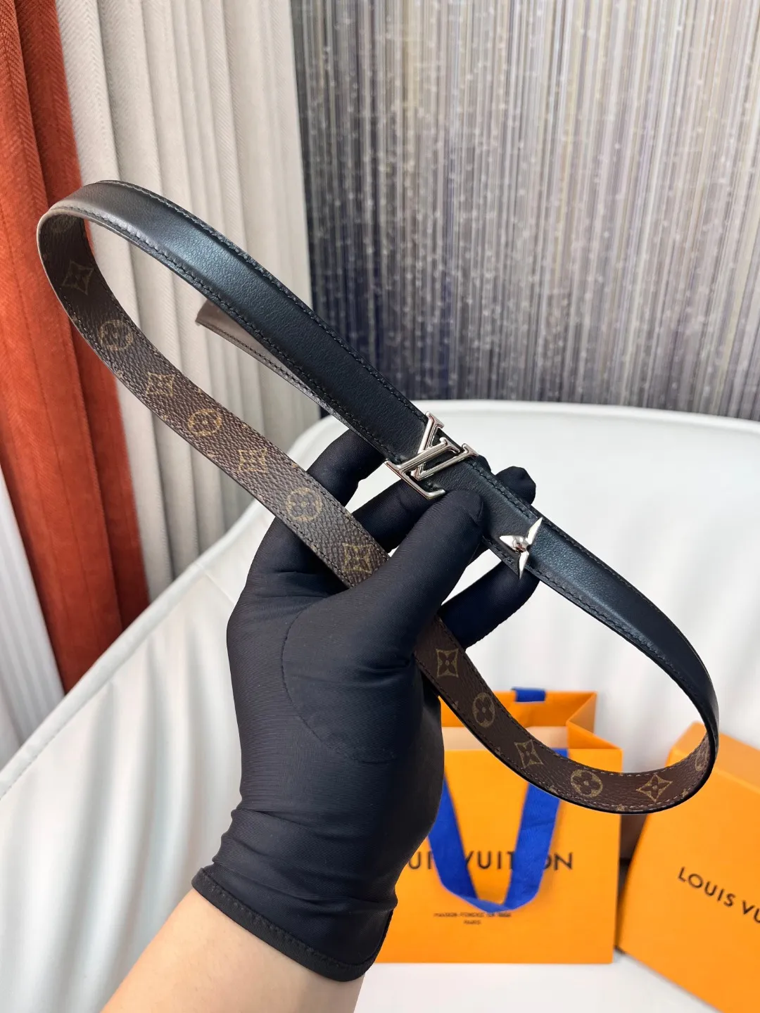 Louis Vuitton ブラックレザーベルト - 画像 (4)