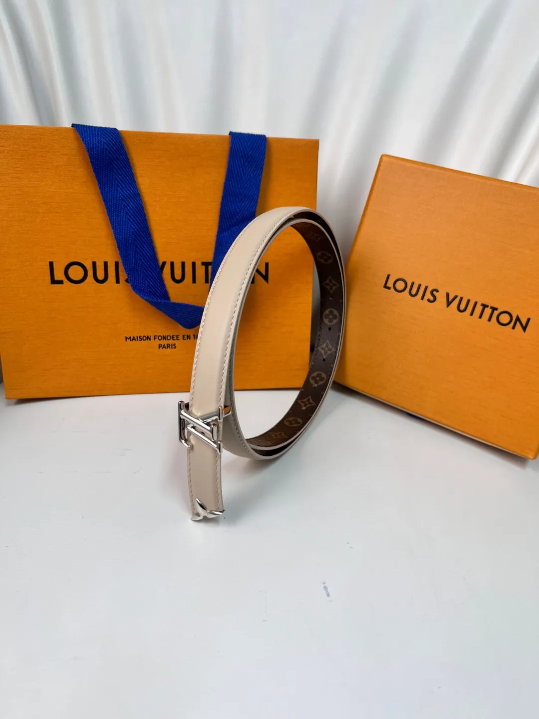 Louis Vuitton ベージュ レディースベルト - 画像 (10)