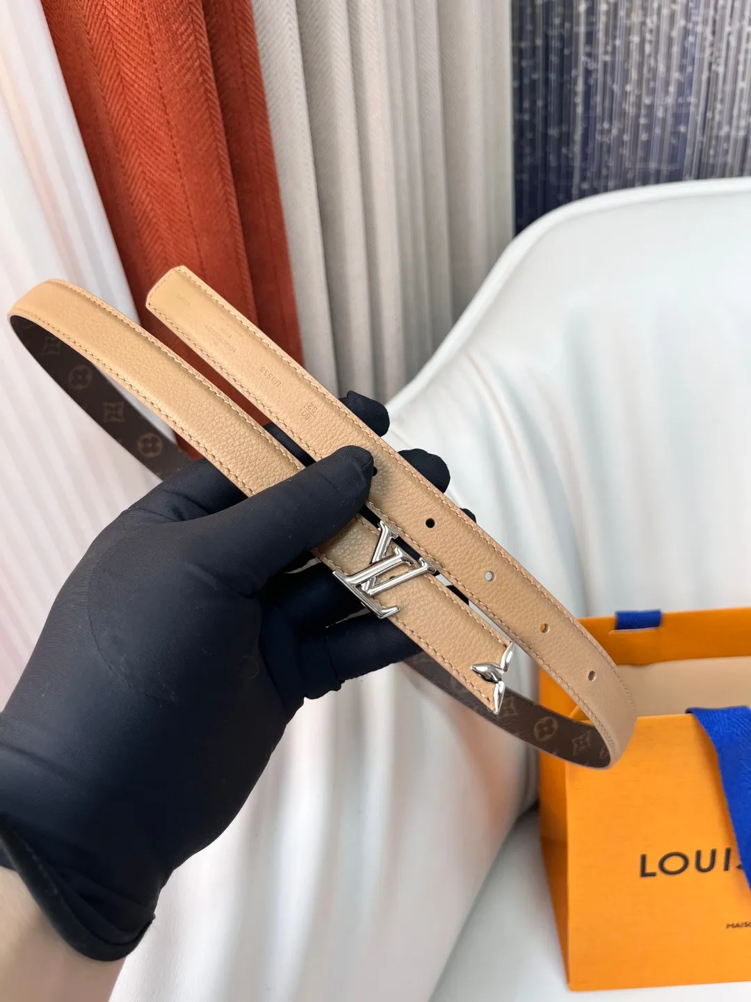 Louis Vuitton キャメルレザーベルト - 画像 (5)