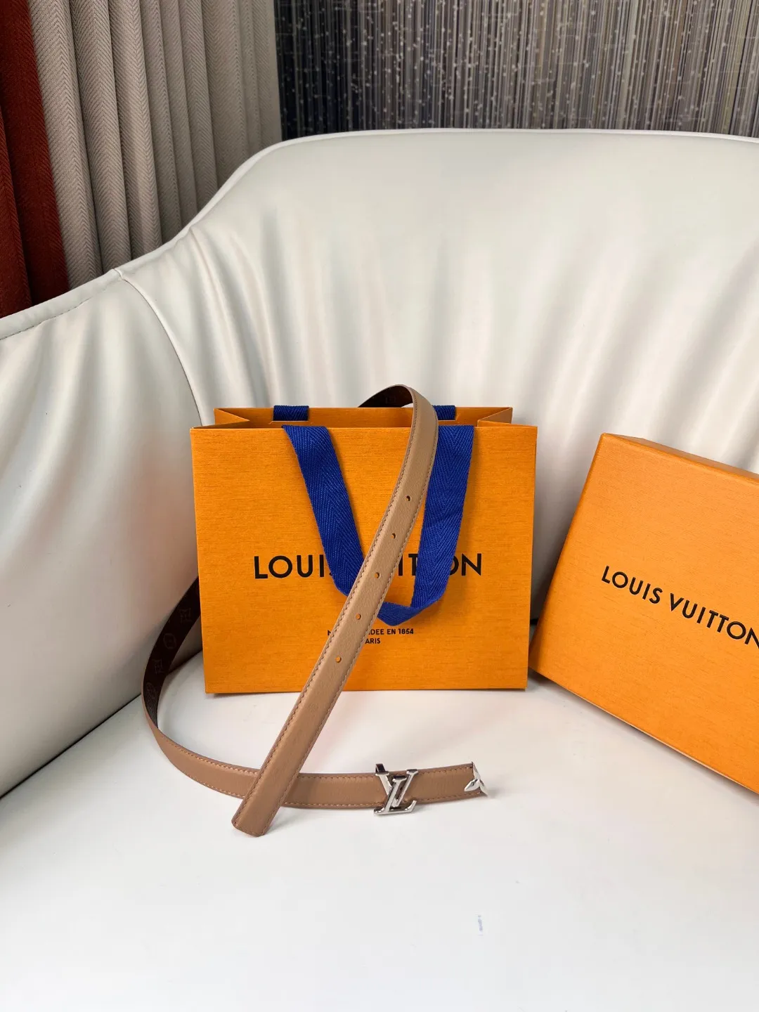 Louis Vuitton キャメルレザーベルト - 画像 (8)