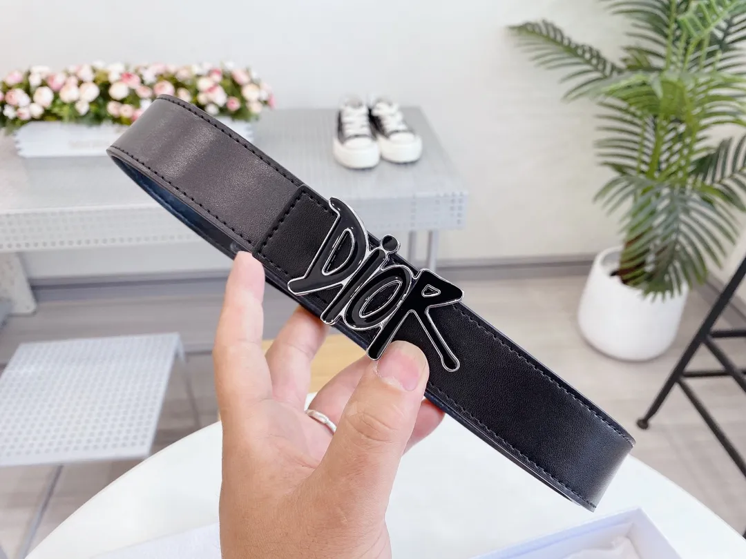 Christian Dior ブラックゴールドベルト - 画像 (8)