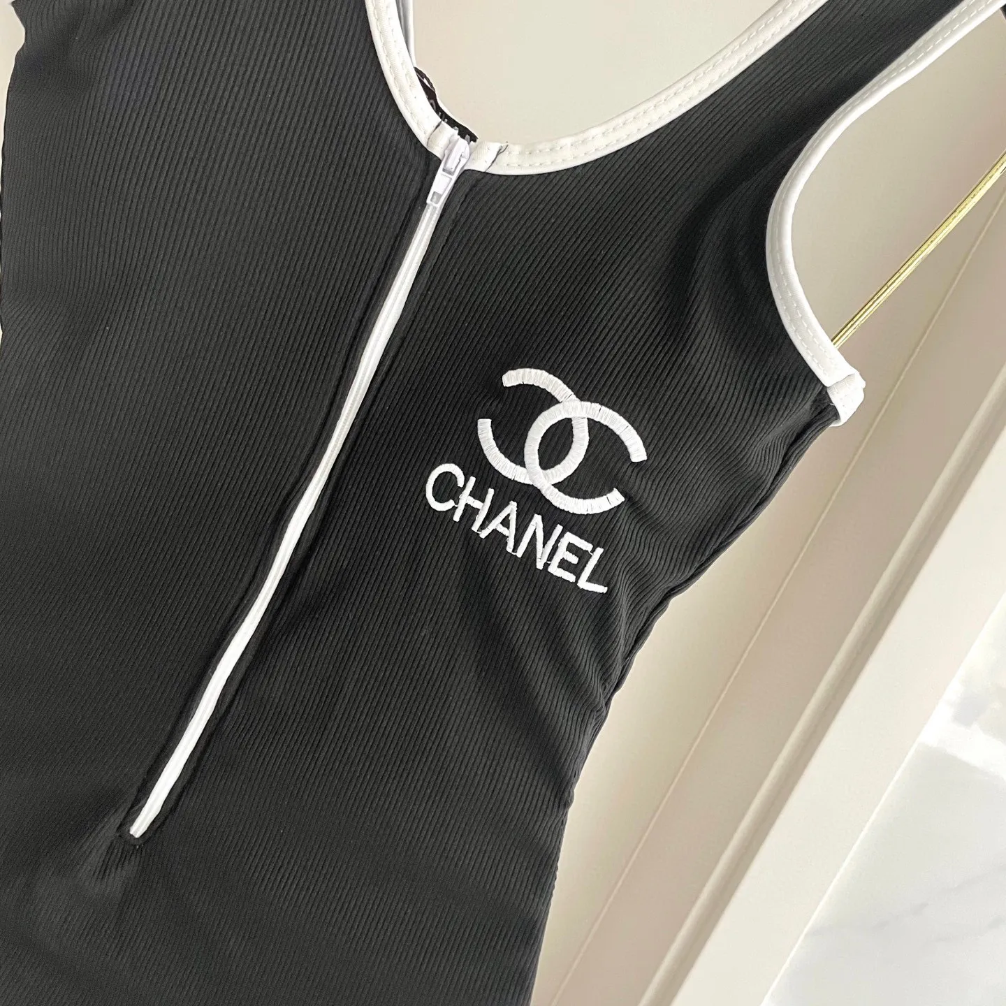 CHANEL ヴィンテージ黒ワンピース水着 - 画像 (3)