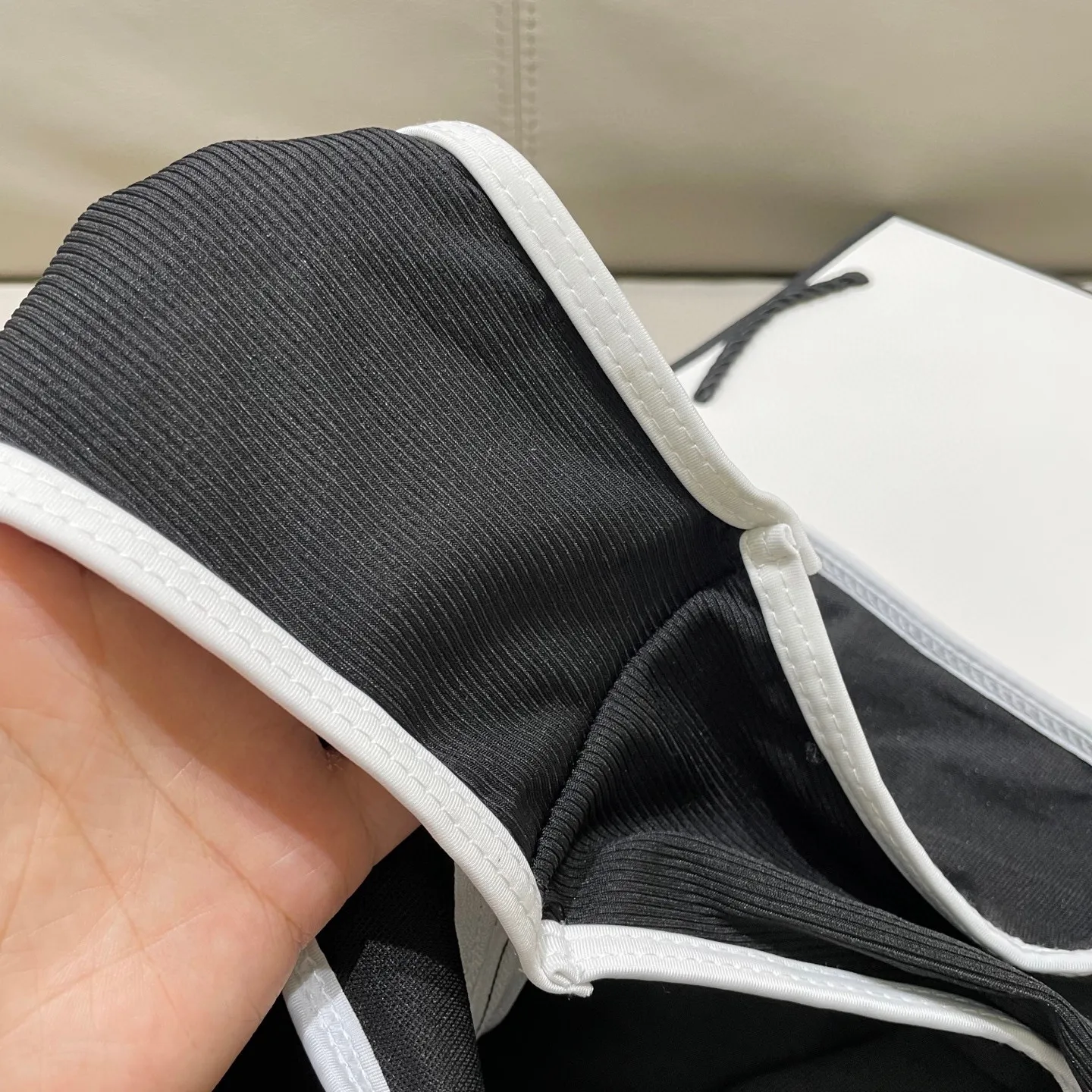 CHANEL ヴィンテージ黒ワンピース水着 - 画像 (10)