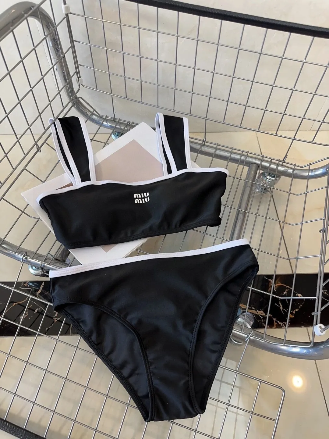 MIUMiu スイムウェアブラックビキニSMLサイズ - 画像 (6)