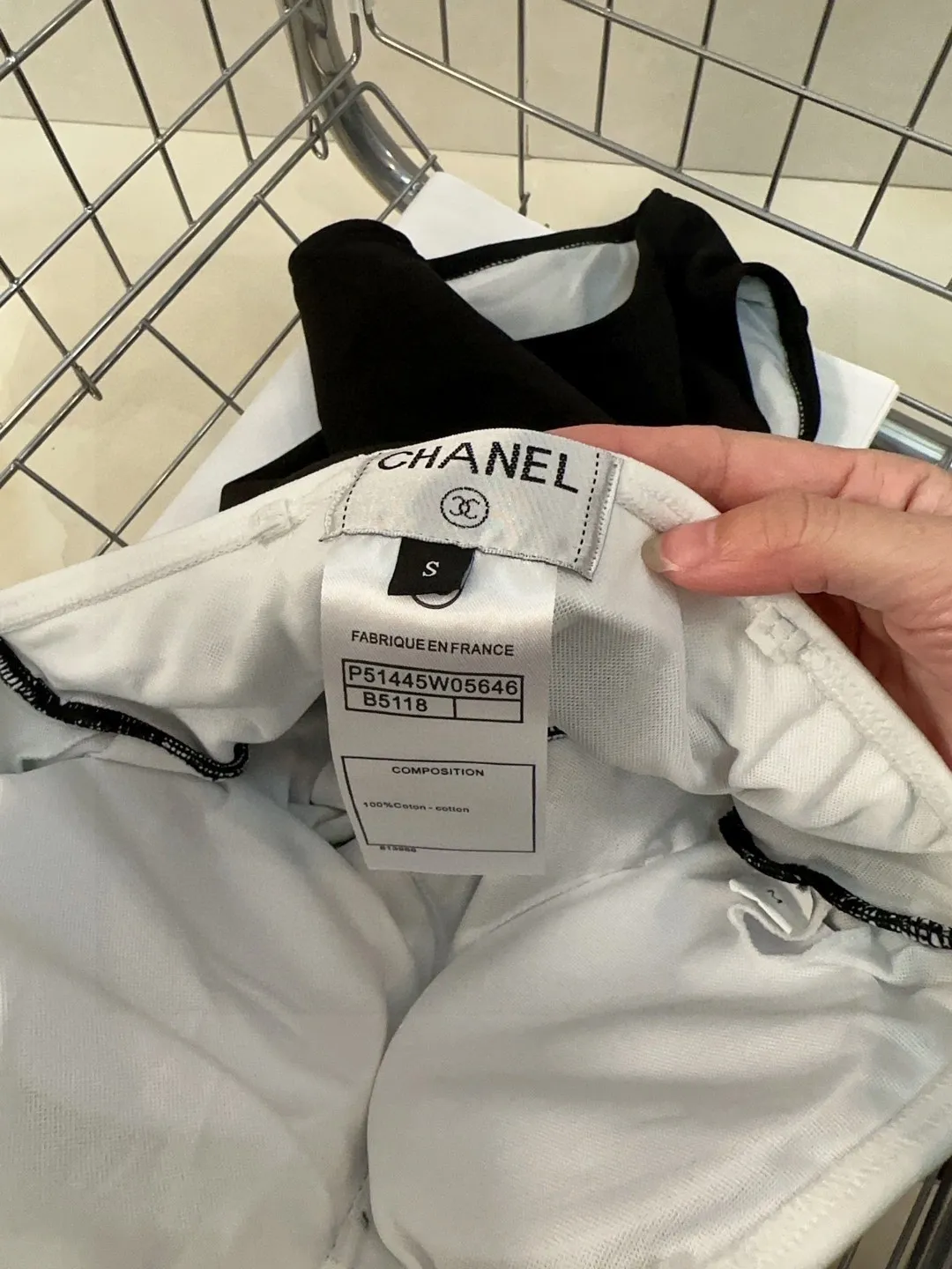 CHANEL新作水着ブラックホワイトワンピース - 画像 (7)