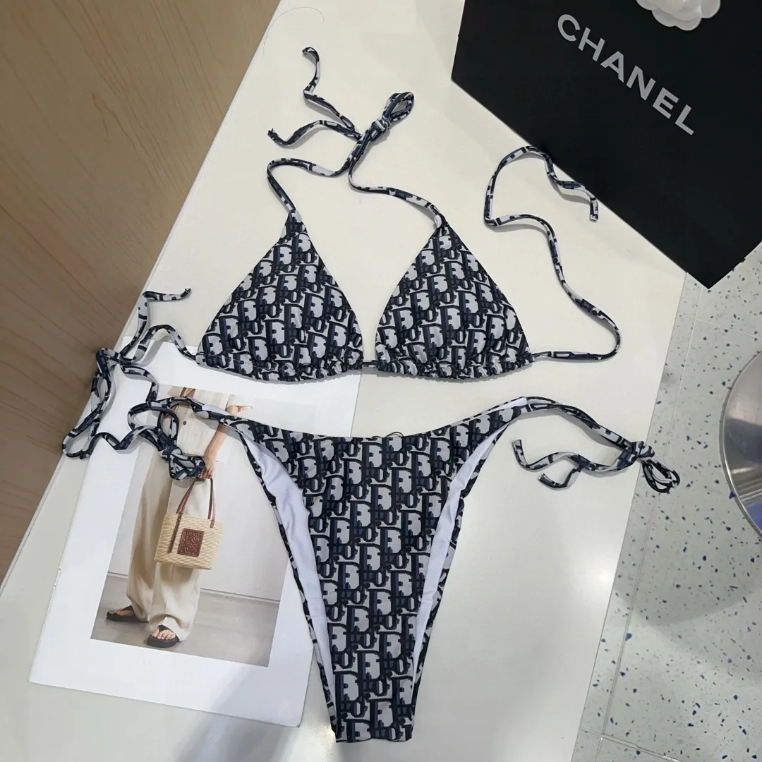 Christian Dior ブラックビキニ ストリングタイプ