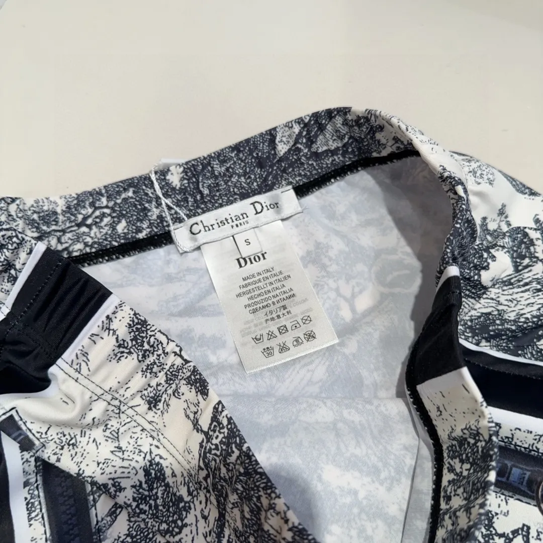 Christian Dior 白黒柄3点セットビキニ - 画像 (9)