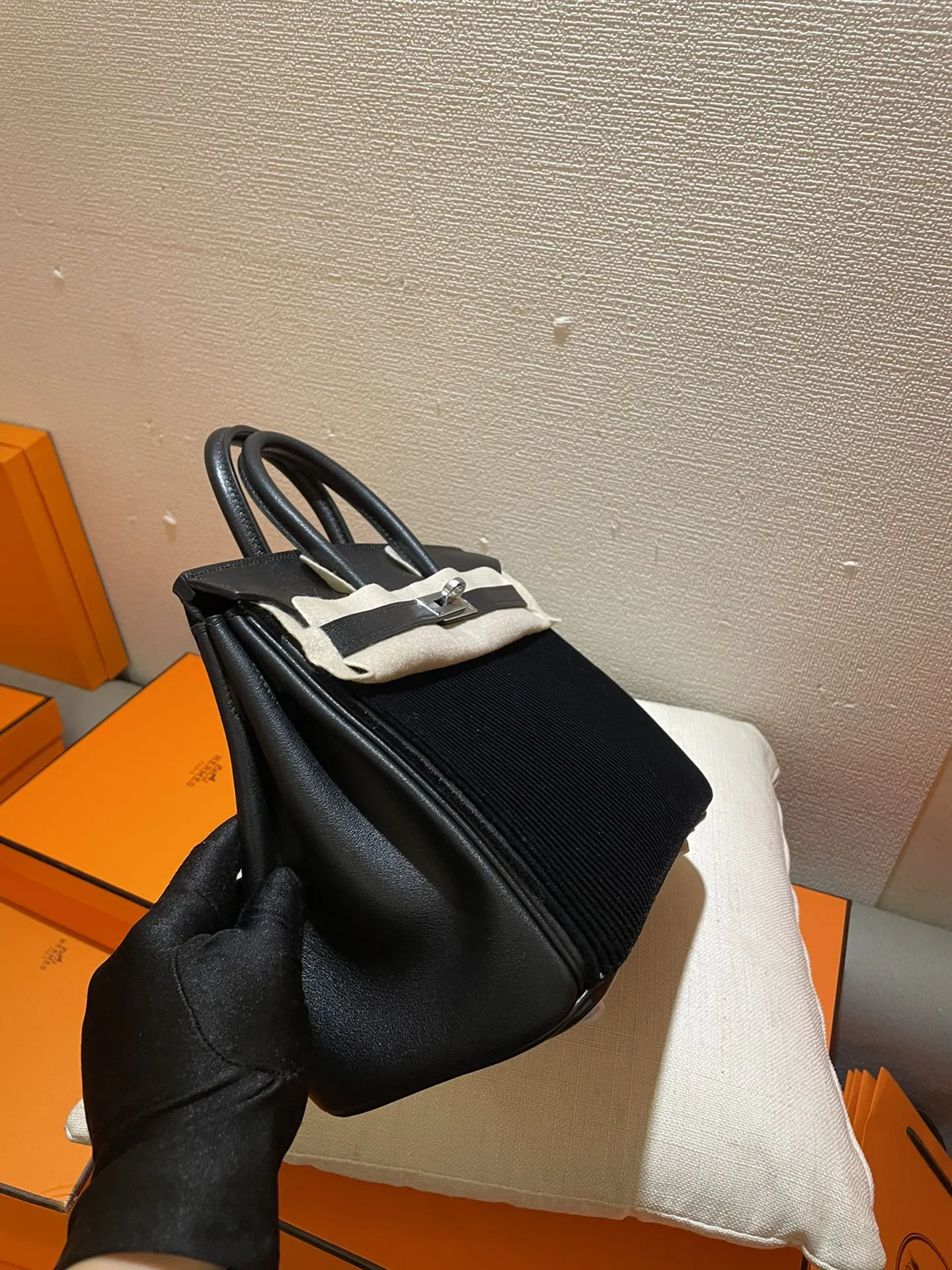 HERMÈS新作コーデュロイパッチワークBirkin25黒 - 画像 (5)