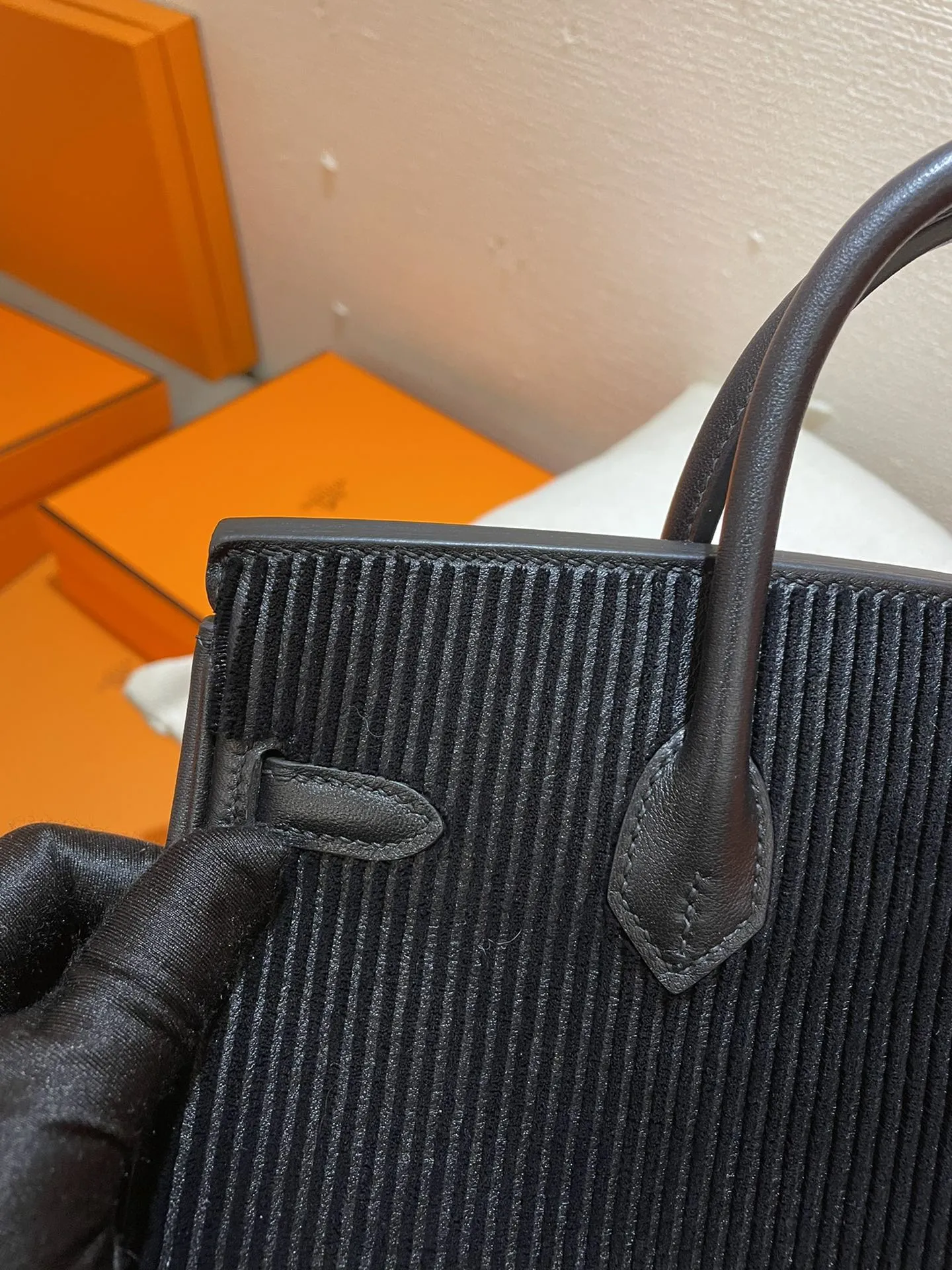 HERMÈS新作コーデュロイパッチワークBirkin25黒 - 画像 (7)