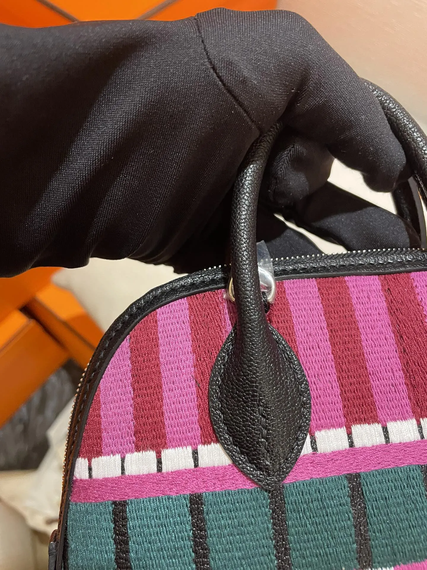 Hermès Limited-Boldie 18cm カラフル刺繍ミニバッグ - 画像 (7)