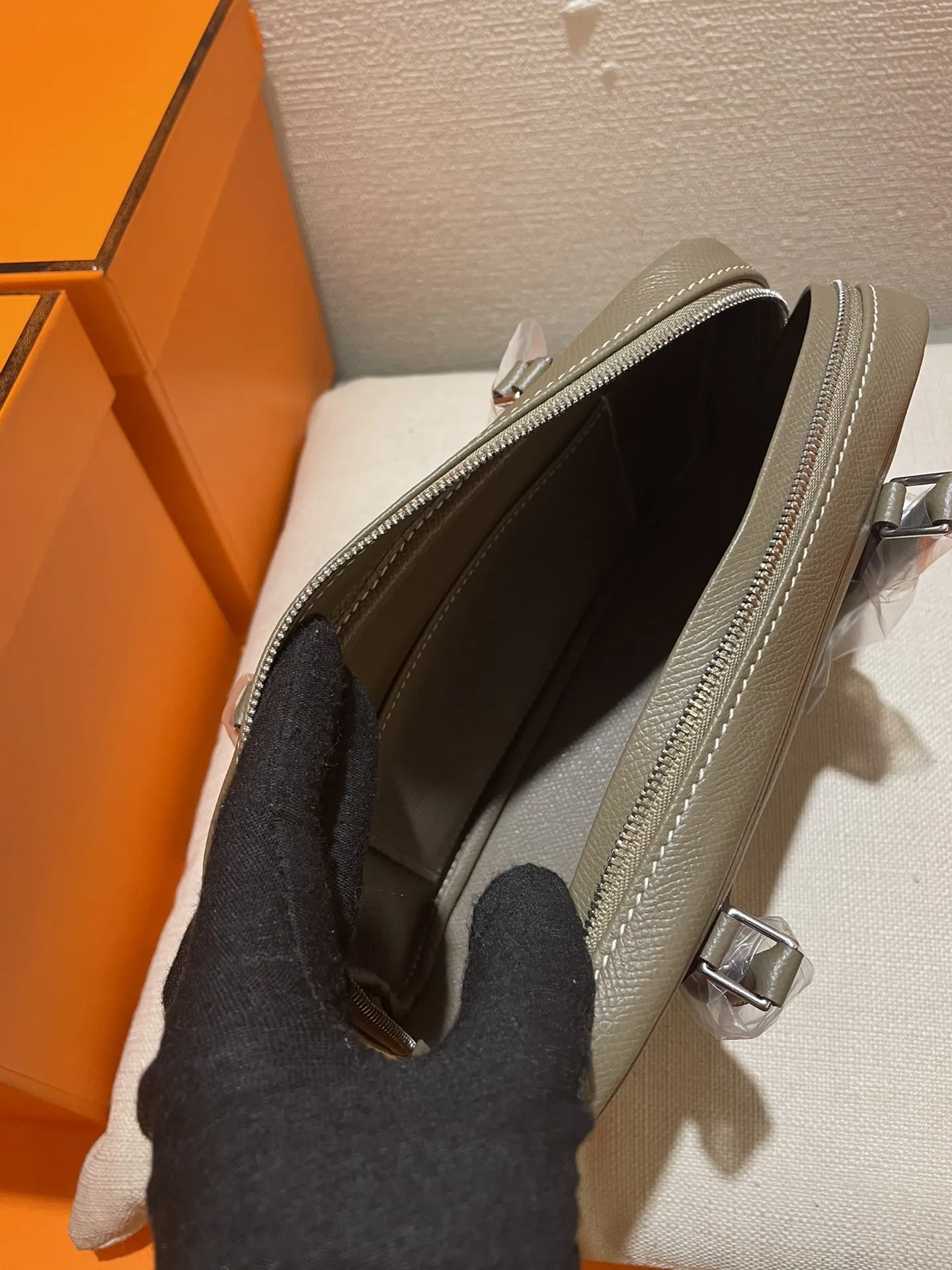 エルメスPlume mini 22中古款 大象灰ハンドバッグ - 画像 (7)