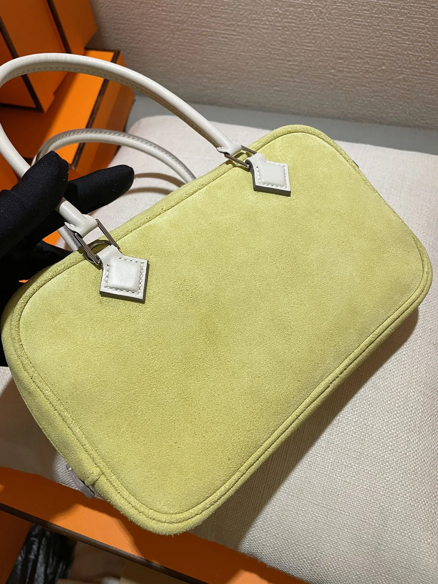 エルメス Plume mini 22 黄色と白 ミニバッグ - 画像 (7)