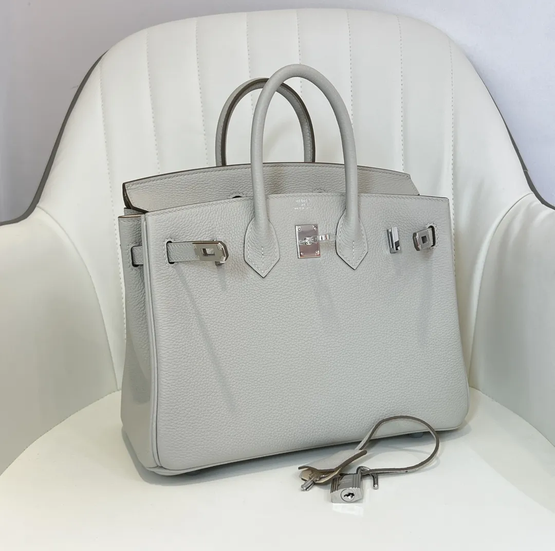 Hermès Birkin25 パールグレーとナタクリーム スタイル - 画像 (5)