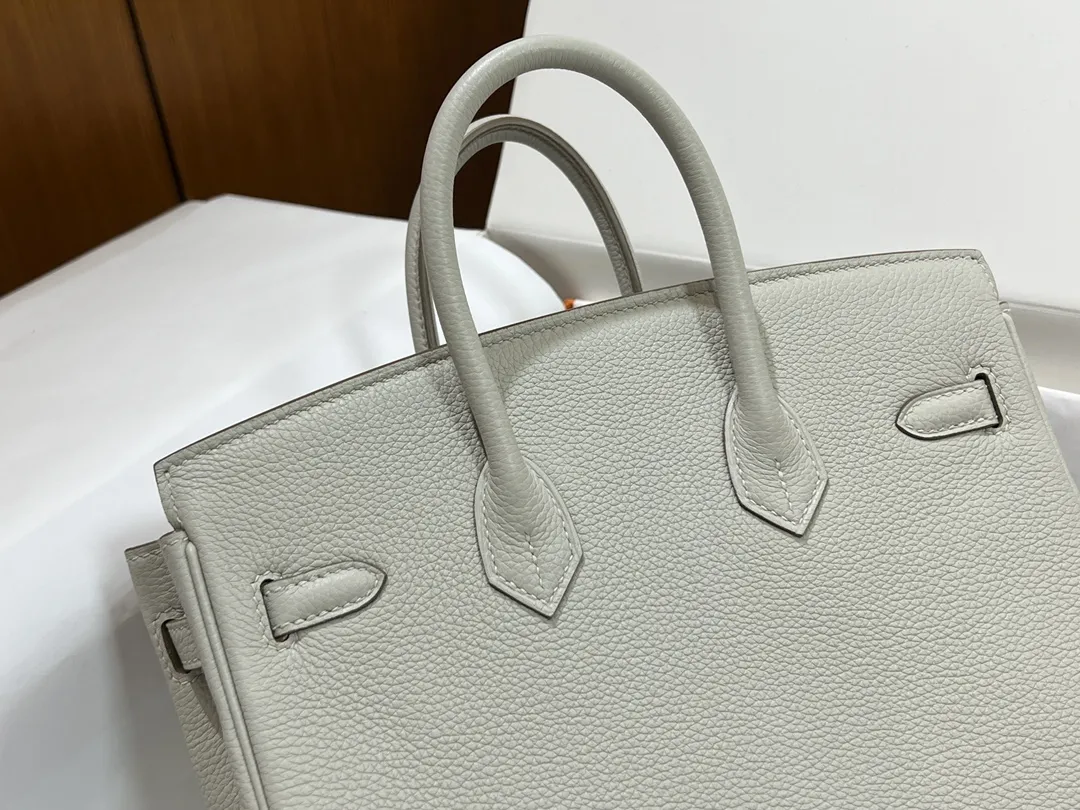 Hermès Birkin25 パールグレーとナタクリーム スタイル - 画像 (6)
