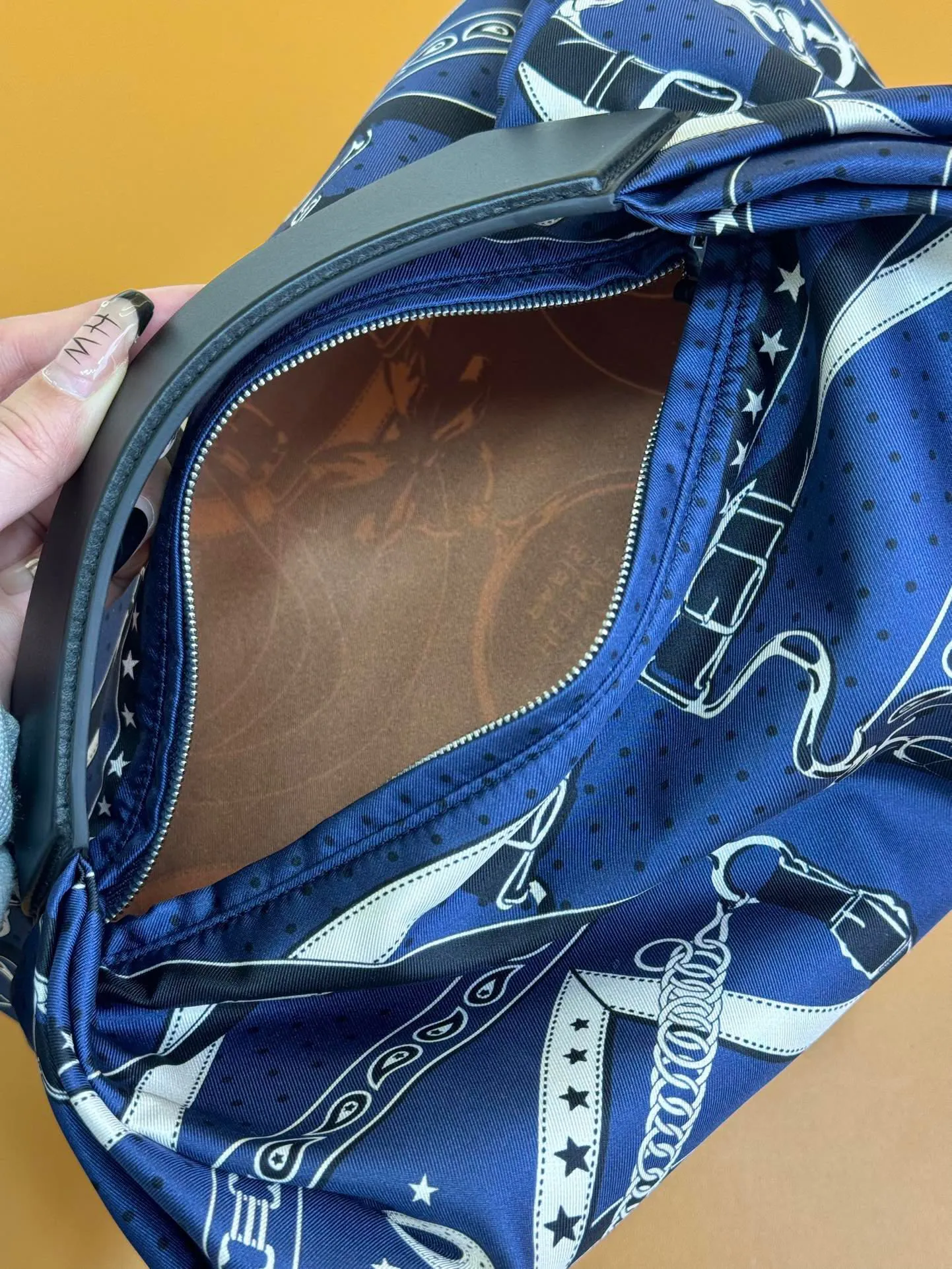 エルメス Balusoie バッグ ブルー シルク柄 - 画像 (5)