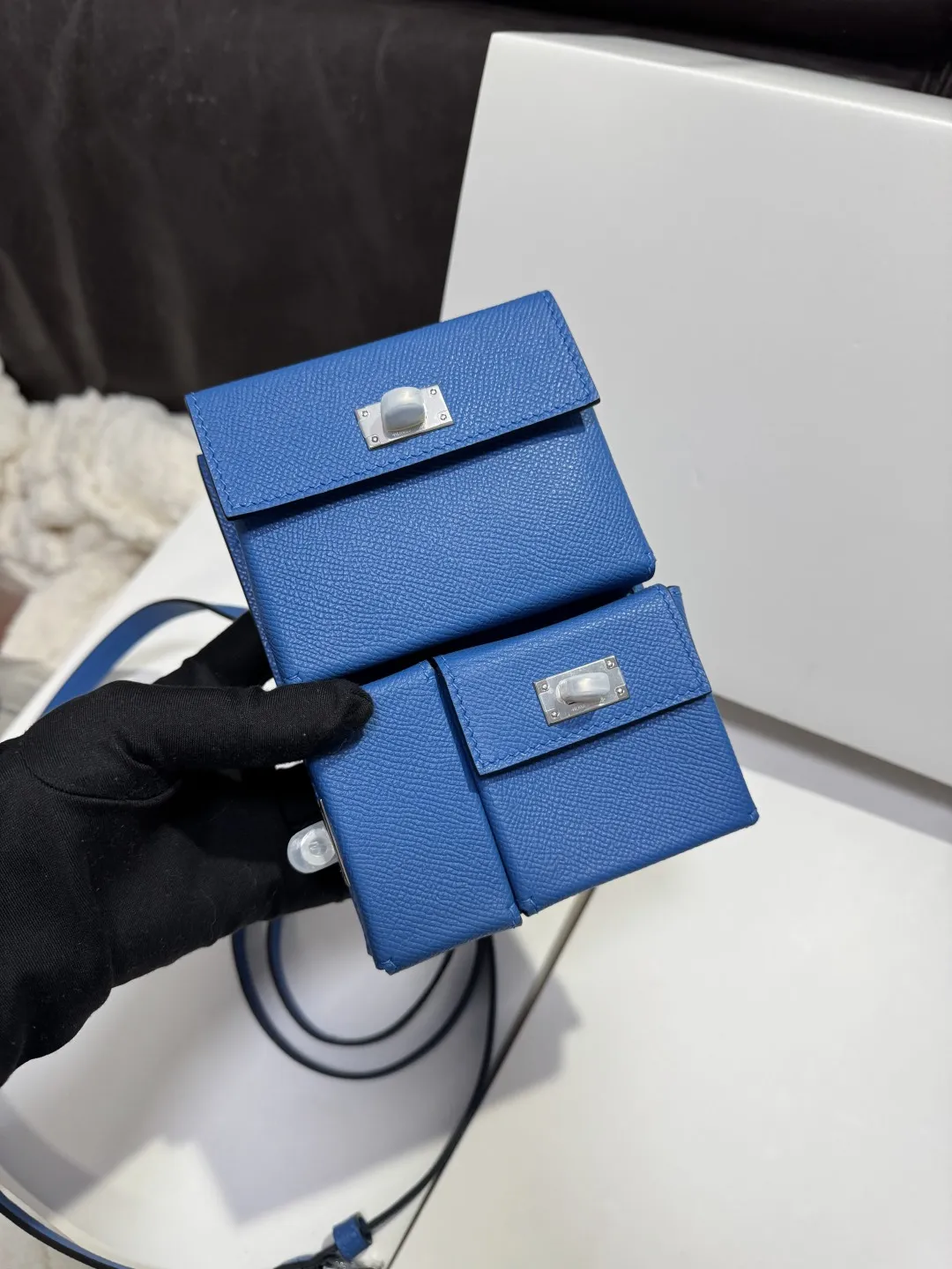 Hermès 2024春夏KellyMultiPocketToGoブルーハンドバッグ